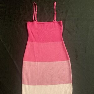 Women’s stretchy pink dress